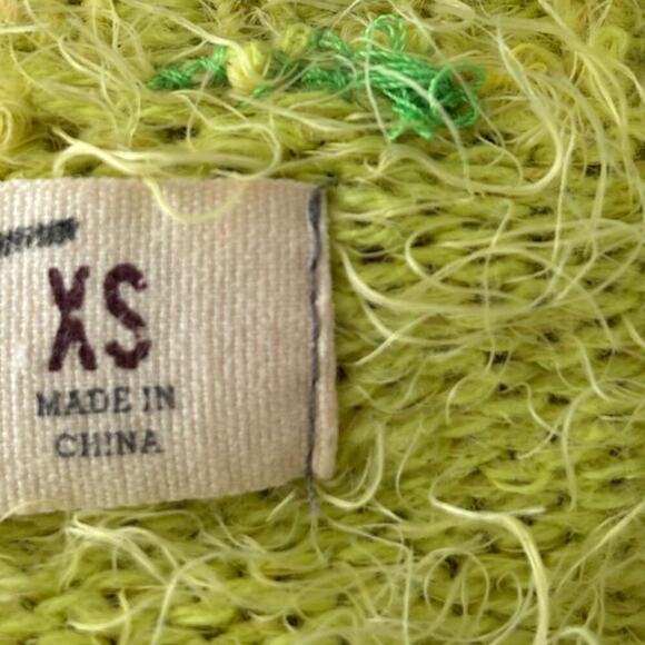 Lime Green Fuzzy Cropped Sweater - Long Sleeve, Soft Knit, Refurbished - Picture 4 of 5